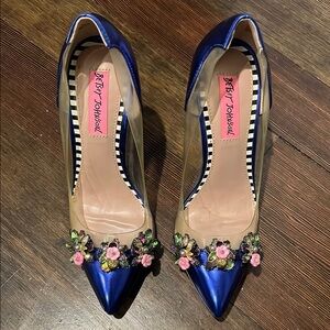 Betsey Johnson Blue Floral Women's Pumps